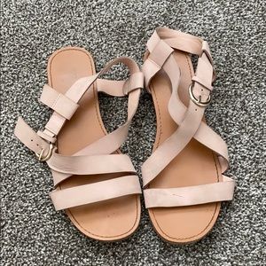 Blush strapped sandals - 7